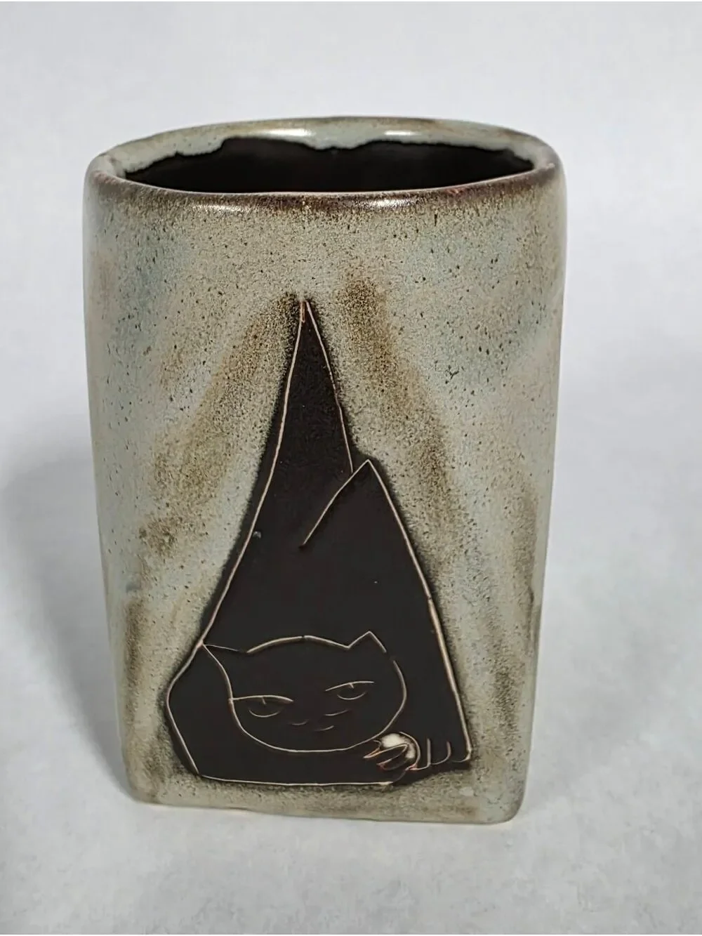 N/A handcrafted vintage